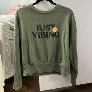 Old Navy green cropped sweatshirt